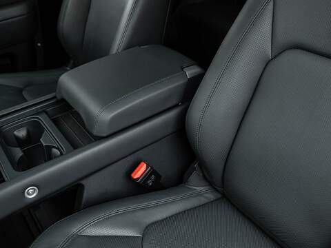 Land Rover Defender Hse - U5524