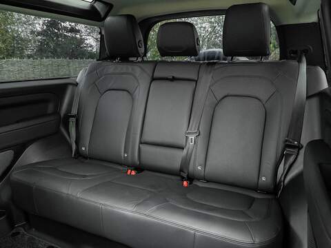 Land Rover Defender Hse - U5524