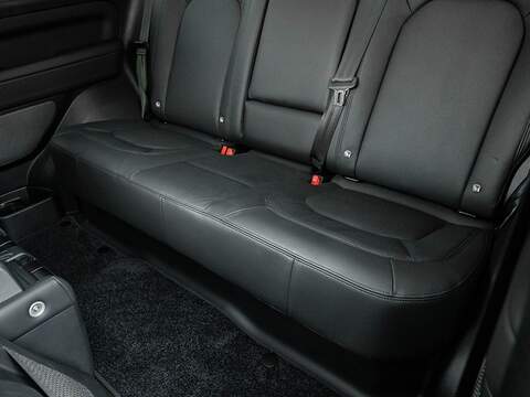 Land Rover Defender Hse - U5524