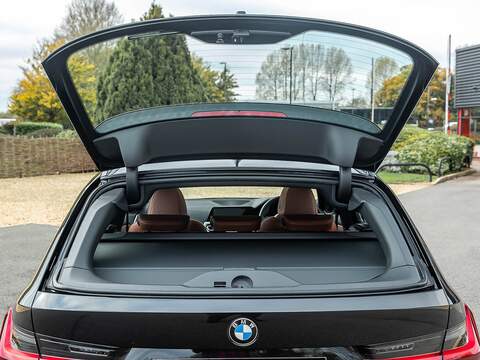 BMW Alpina B3 Touring - U5526