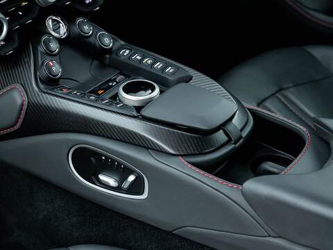 Aston Martin Vantage V8 - U5528