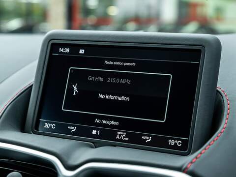 Aston Martin Vantage V8 - U5528