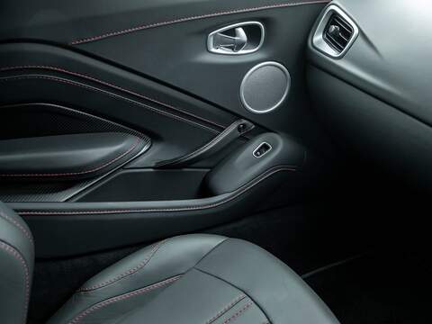 Aston Martin Vantage V8 - U5528