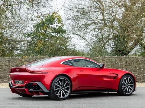 Aston Martin Vantage V8 - U5528