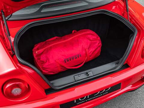 Ferrari 550 Maranello Coupe - U5539