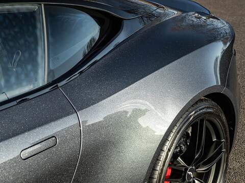 Aston Martin Dbs Superleggera V12 - U5545