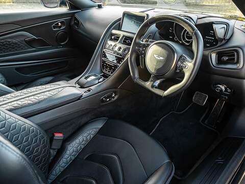 Aston Martin Dbs Superleggera V12 - U5545