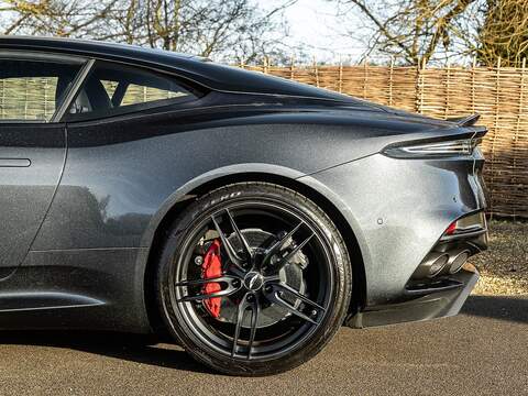 Aston Martin Dbs Superleggera V12 - U5545