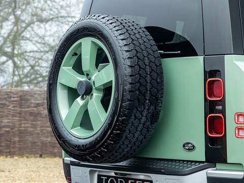 Land Rover Defender 75th Limited Edition - U5549