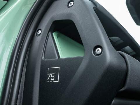 Land Rover Defender 75th Limited Edition - U5549