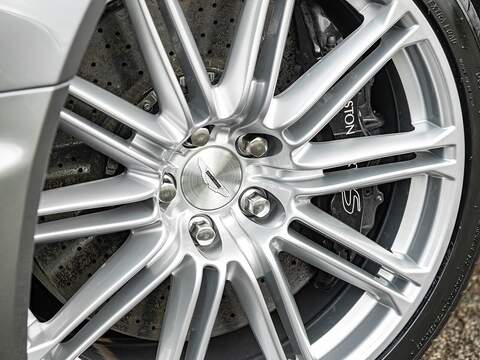 Aston Martin DBS Coupe - U5550