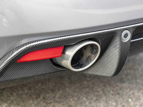 Aston Martin DBS Coupe - U5550