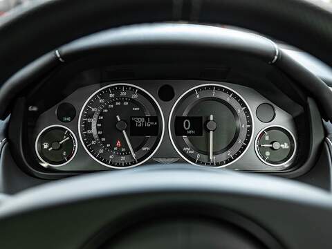 Aston Martin DBS Coupe - U5550