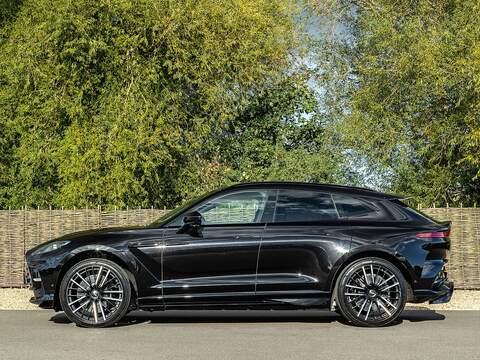 Aston Martin Dbx V8 - U5553