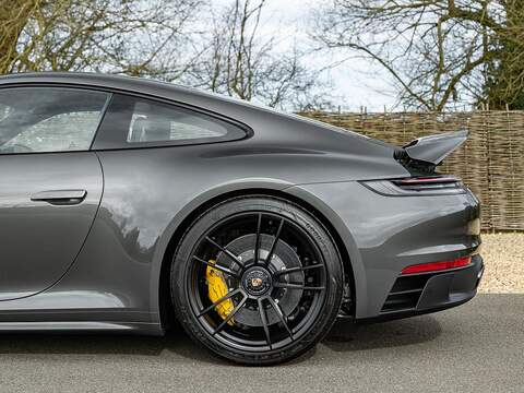 Porsche 911 Carrera Gts Pdk - U5554