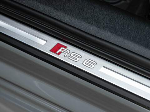 Audi A6 Rs 6 Avant Tfsi Quattro Carbon Black - U5556