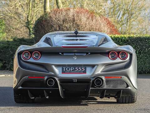 Ferrari F8 Tributo - U5561