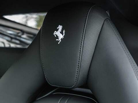 Ferrari F8 Tributo - U5561