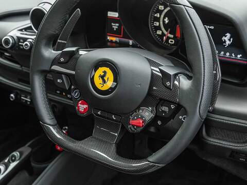 Ferrari F8 Tributo - U5561