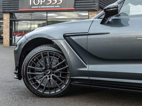 Aston Martin Dbx V8 - U5563