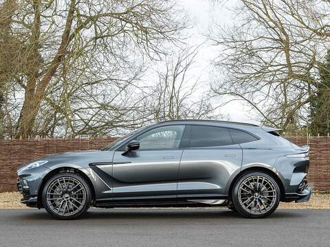 Aston Martin Dbx V8 - U5563