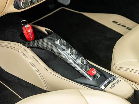 Ferrari 488 Gtb - U5571
