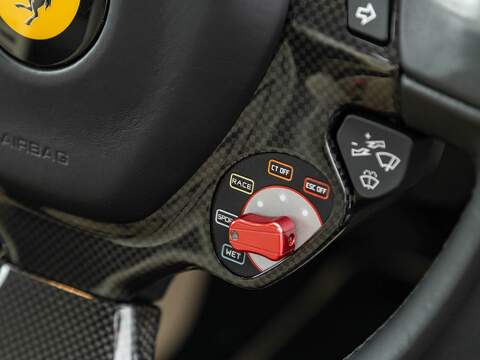 Ferrari 488 Gtb - U5571