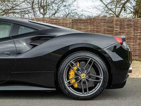 Ferrari 488 Gtb - U5571