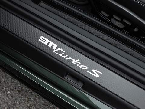 Porsche 911 Turbo S Pdk - U5574