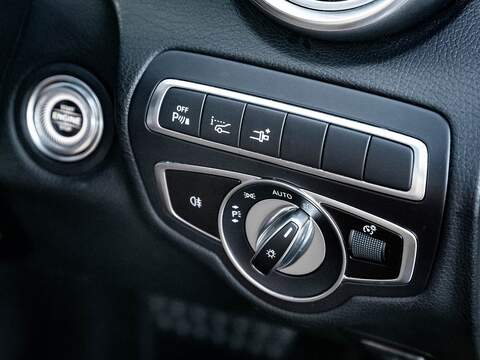 Mercedes-Benz C Class AMG S - U5580