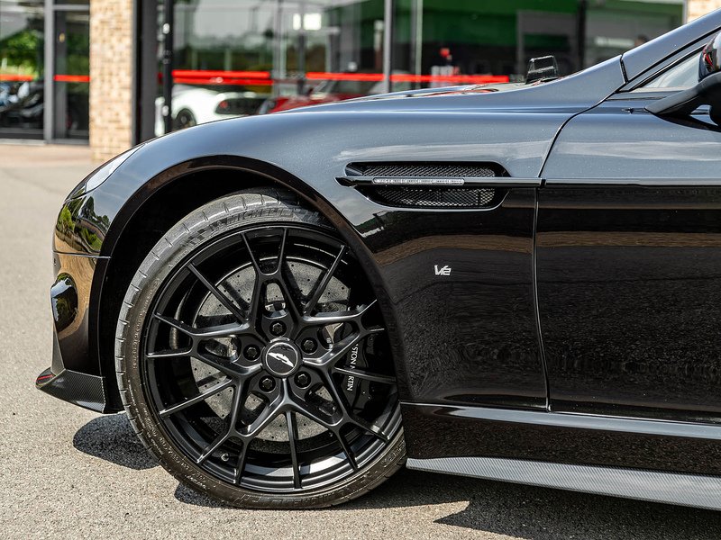 Aston Martin Rapide S AMR V12 (1 of only 47 UK Cars) - Large 12