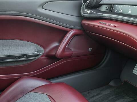 Ferrari Gtc4 Lusso V12 - U5583