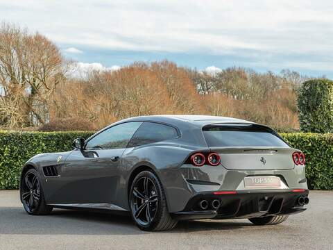Ferrari Gtc4 Lusso V12 - U5583