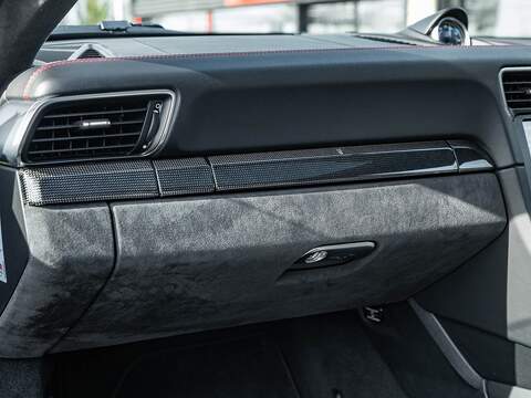 Porsche 911 Carrera Gts Pdk - U5584