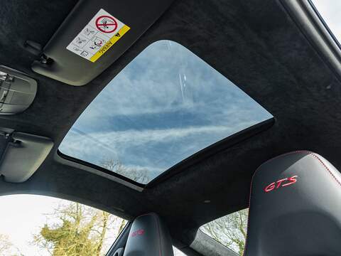 Porsche 911 Carrera Gts Pdk - U5584