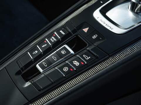 Porsche 911 Carrera Gts Pdk - U5584