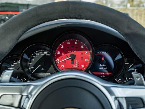 Porsche 911 Carrera Gts Pdk - U5584