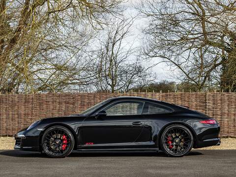 Porsche 911 Carrera Gts Pdk - U5584