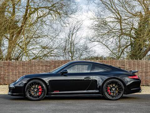 Porsche 911 Carrera Gts Pdk - U5584