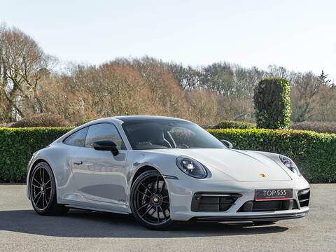 Porsche 911 Carrera 4 Gts - U5586