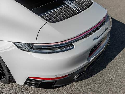 Porsche 911 Carrera 4 Gts - U5586