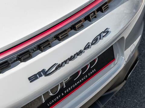 Porsche 911 Carrera 4 Gts - U5586
