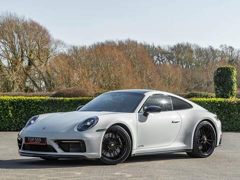 Porsche 911 Carrera 4 Gts - U5586