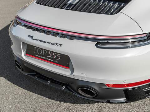 Porsche 911 Carrera 4 Gts - U5586