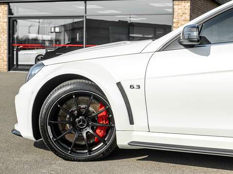 Mercedes-Benz C63 AMG 6.2 BLACK SERIES  - U5594