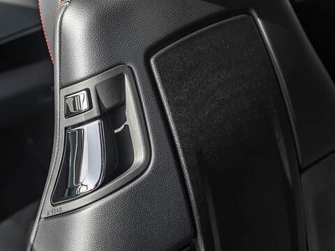 Mercedes-Benz C63 AMG 6.2 BLACK SERIES  - U5594