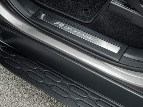 Land Rover Discovery R-Dynamic Hse - U5595