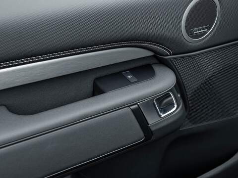 Land Rover Discovery R-Dynamic Hse - U5595