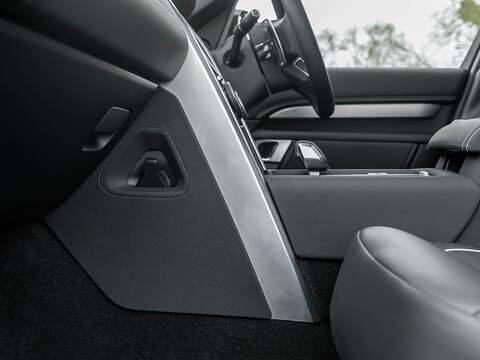 Land Rover Discovery R-Dynamic Hse - U5595