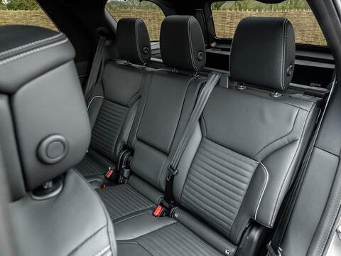 Land Rover Discovery R-Dynamic Hse - U5595